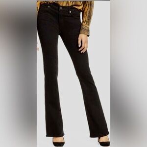 Citizens of Humanity black/dark wash jeans with a flare leg - size 29 🖤